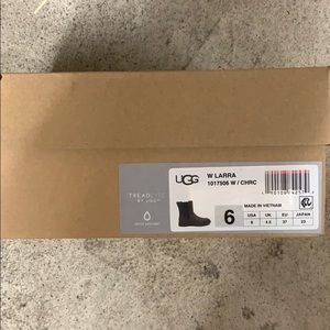Uggs Larra brand new in box size 6